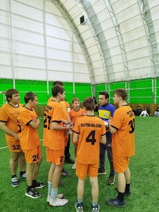 photo 5303305581811067320 y